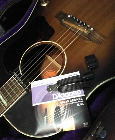 Gibson J-160E + D'Addario EJ13