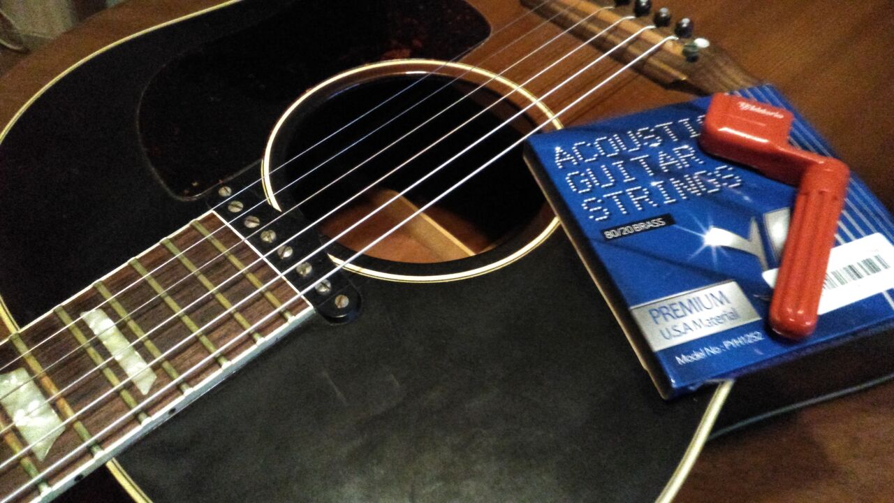 ふたたび激安アコギ弦を張ってみた ギター弦のハナシ ギター教室 初心者歓迎 白石つよし Guitar Studio Aire