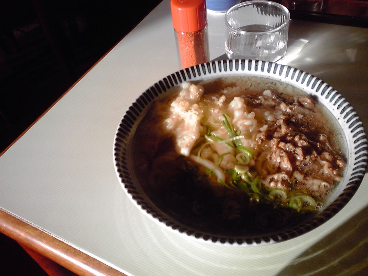 万福うどんさんの肉ごぼううどん