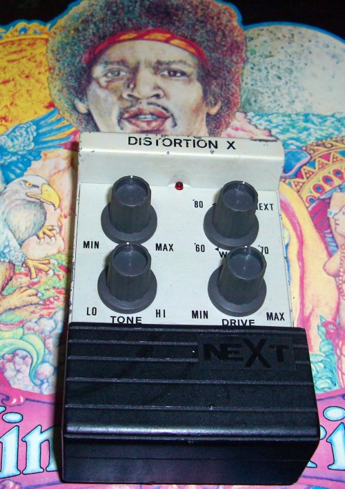 掘り出し物かどーか微妙なジャンク品を行きつけの楽器屋でゲット NEXT