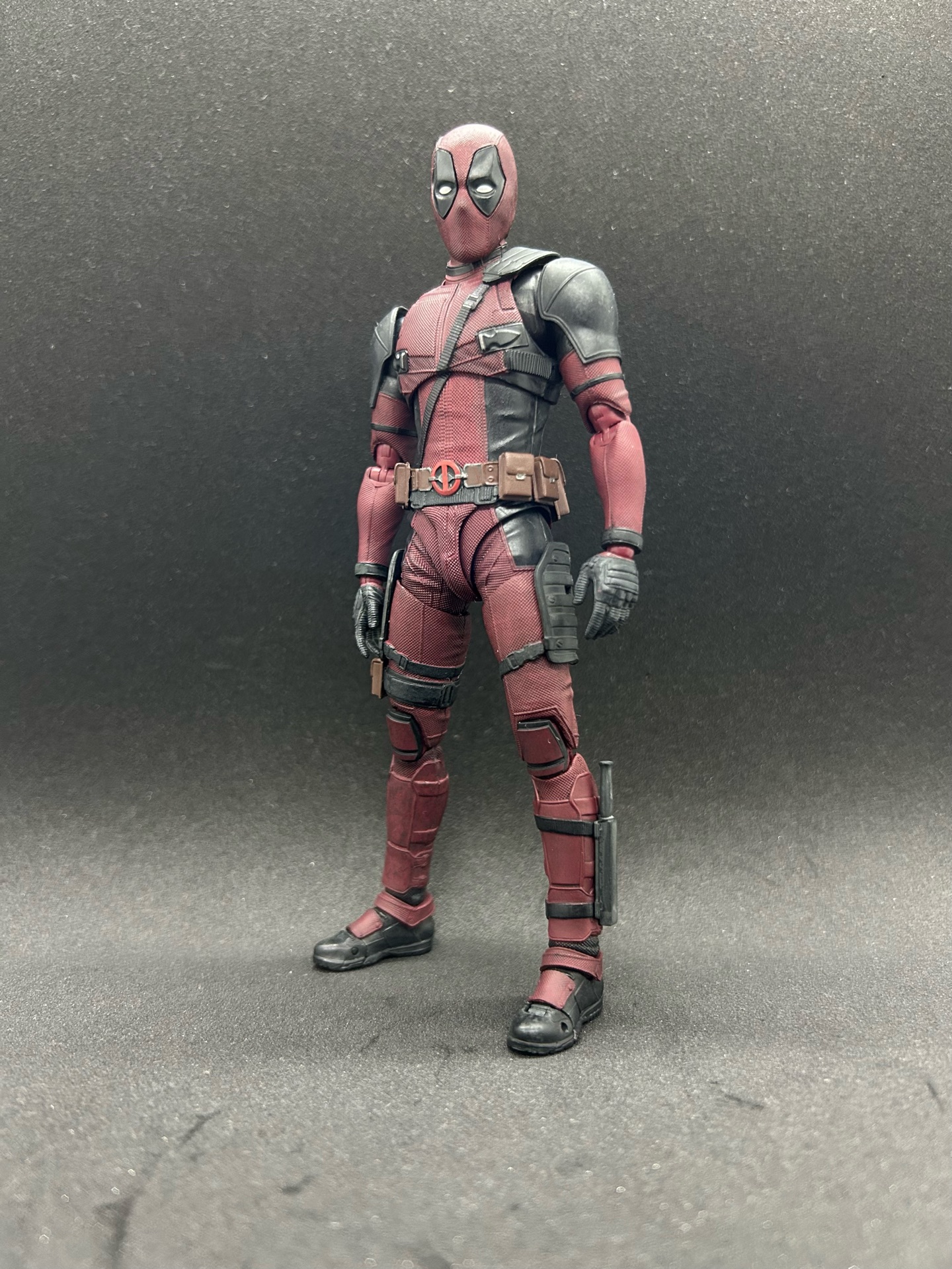 S.H.Figuarts デッドプール(DEADPOOL 2) レビュー : にびめたの S.H.Figuarts デッドプール(DEADPOOL 2) レビュー : にびめたの