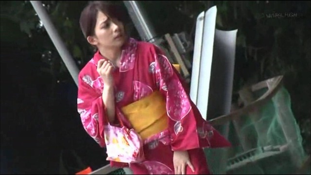 麻里梨夏のエロ画像25