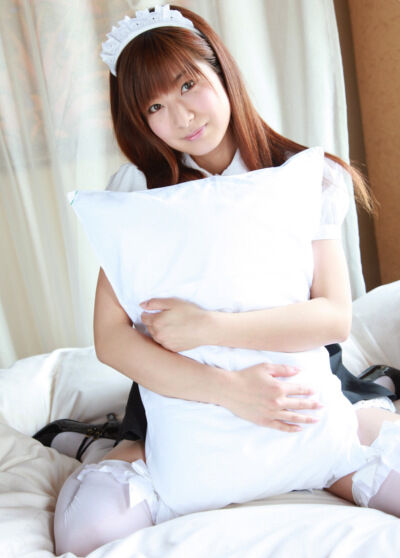 【グラビアアイドル】いまどきメイドの課外サービス 栗本樺歩