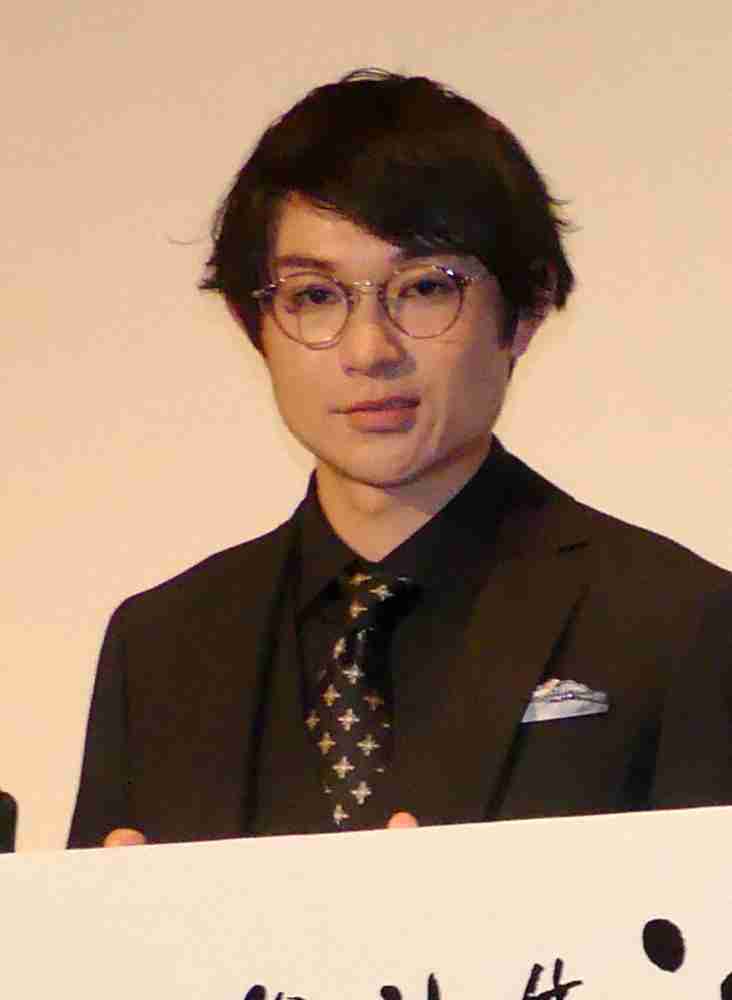 空気階段・水川かたまり セクシーなグラビア撮影に挑戦 「布が少なくなって…」「怖かった」