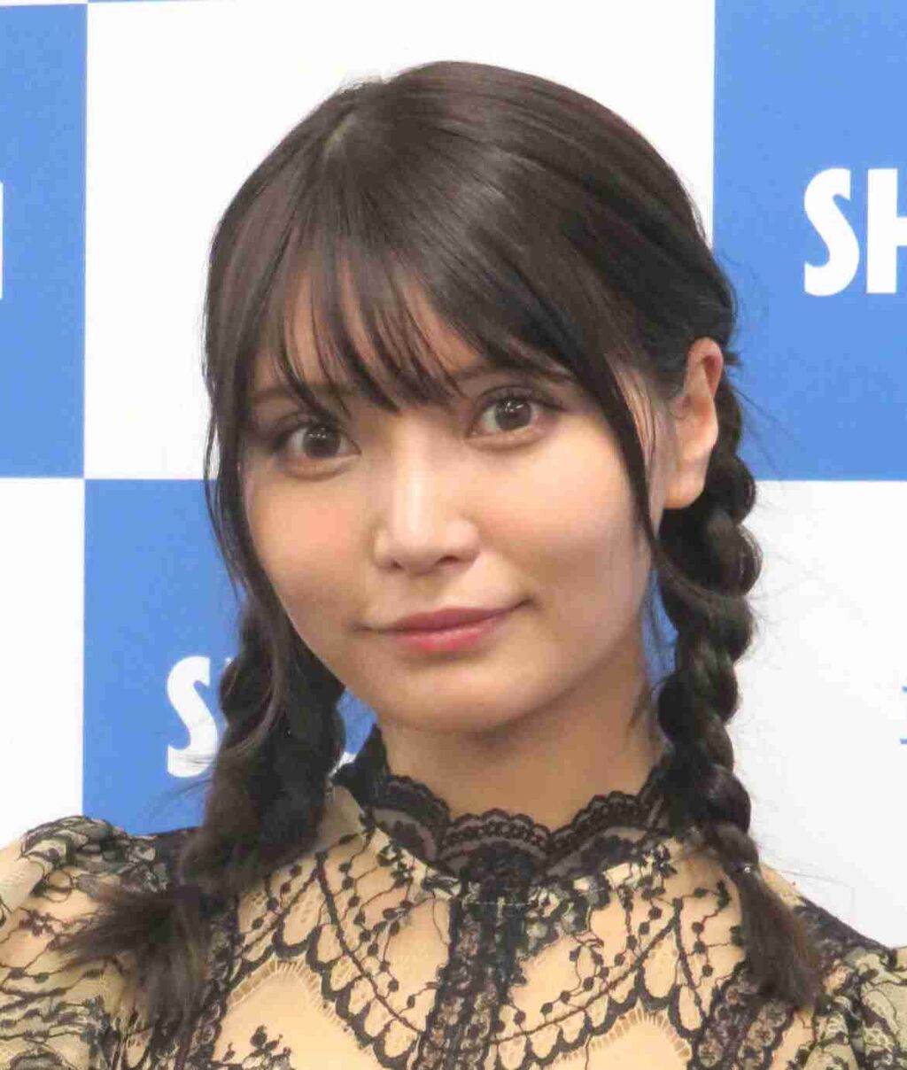 インスタグラビアの女王、“露出写真”アップを異例の謝罪「不快な方は本当にごめんなさい」