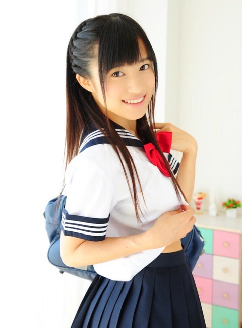 C4YysokUYAEt9zH