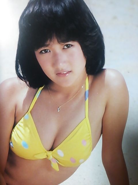 岡田有希子 画像011