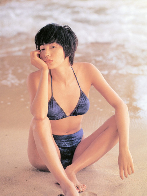 本上まなみ 画像018