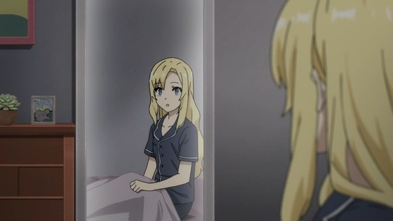 00561