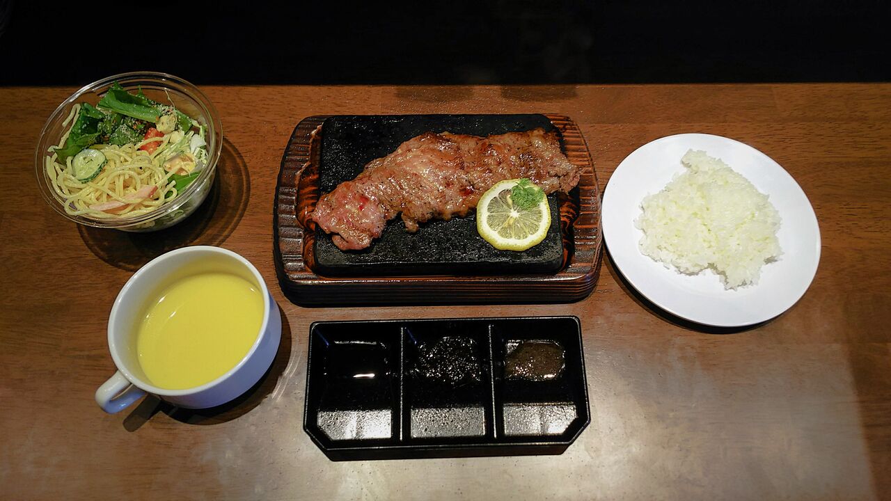 新店 藤が丘駅前の商店街に肉の旨みにこだわる溶岩焼ステーキ専門店が誕生 ミートサウザンド 藤が丘 シージャの食べ歩きブログ