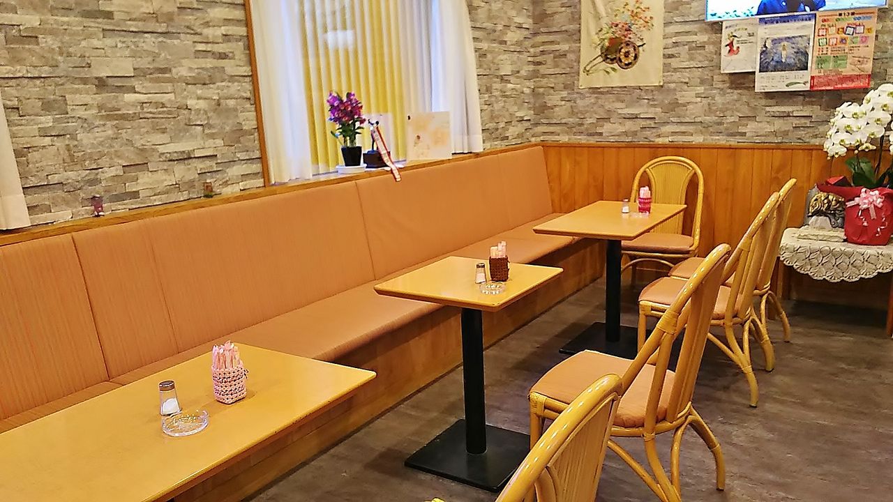 清須の五条川畔で向日葵のように華やかな喫茶店でモーニング Coffee Shop ひまわりっ娘 シージャの食べ歩きブログ