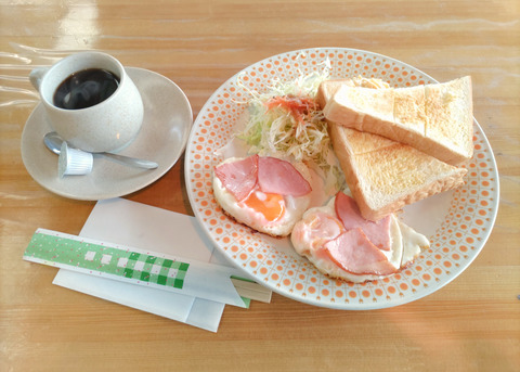 朝からボリューム感あるモーニングでまったり！清須市西枇杷島町のジュエリー店を本業とする老舗喫茶店/喫茶レストラン カリナン