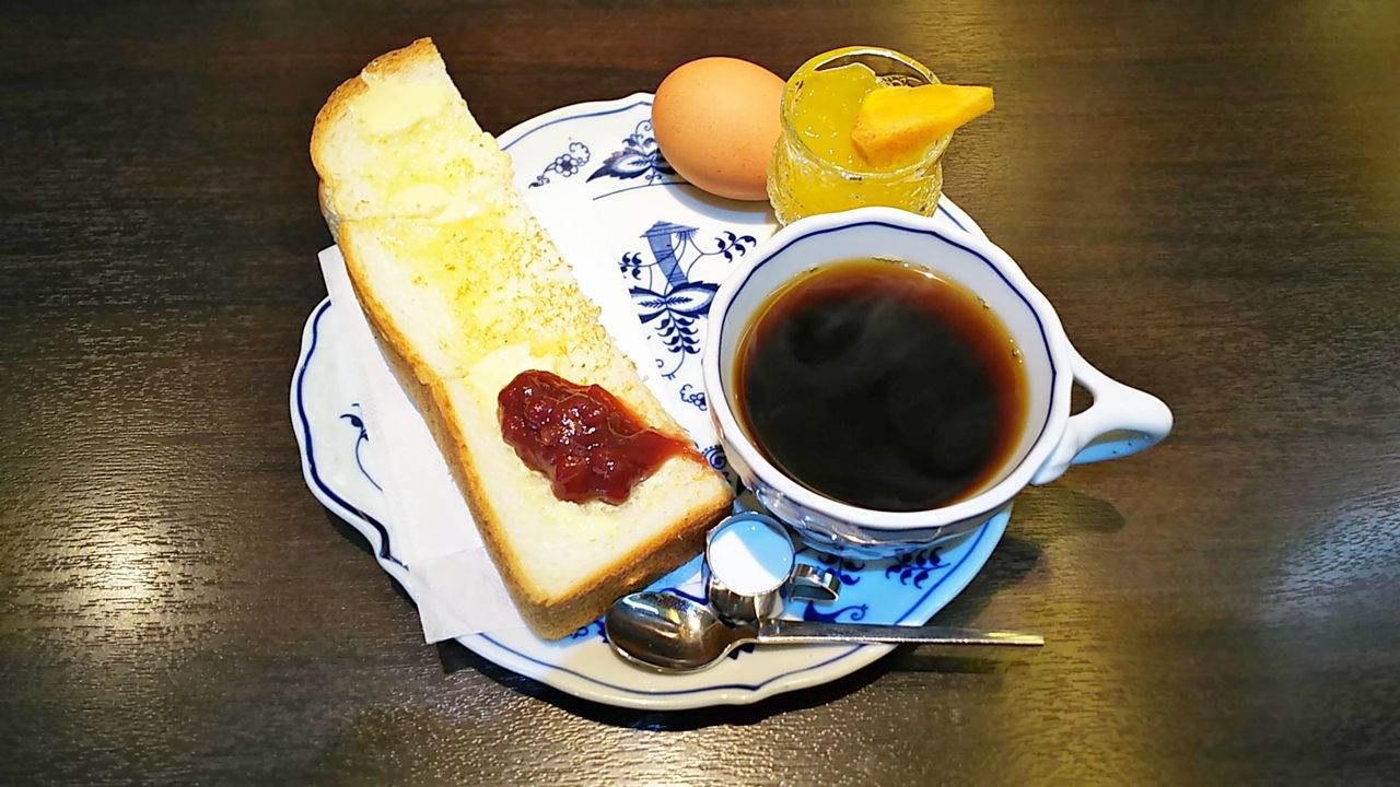 アットホームな多治見のオサレなジュエリーカフェでモーニング/VIVID