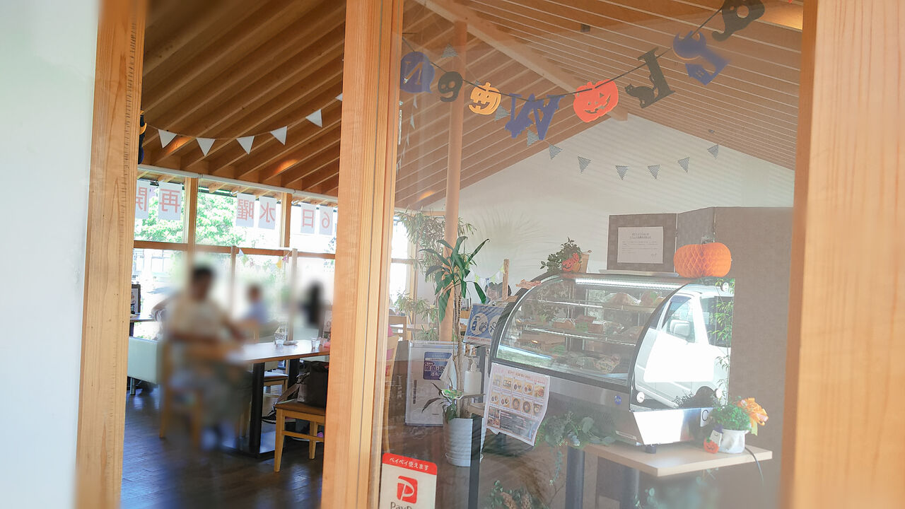 木の温もりに満ちた坂下の人気カフェでスイーツモーニング Cafe Lunch ぽけっと シージャの食べ歩きブログ