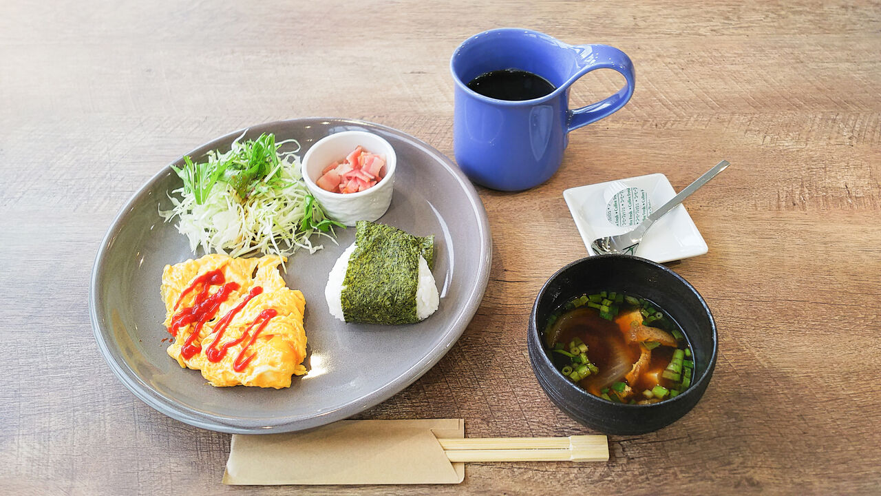 新店 江南にも近い一宮春明に一日中モーニングも楽しめる居心地の良いカフェがオープン Architect Cafe Me シージャの食べ歩きブログ 東海ツゥレポ