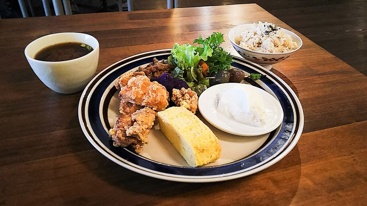 新店】自然志向の料理が評判のカフェレストランが勝川に移転