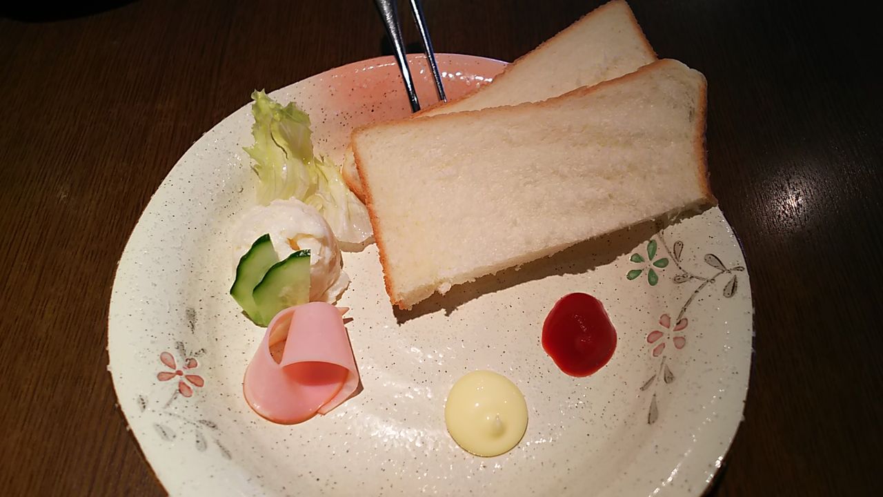 小牧駅近くのカフェで可愛らしい盛り付けのサンドイッチモーニング Cafe De Glass ｍoon シージャの食べ歩きブログ