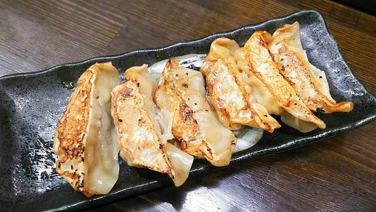 閉店 高蔵寺の下町の空が餃子専門店に生まれ変わりました いきつけ餃子 ななこや シージャの食べ歩きブログ