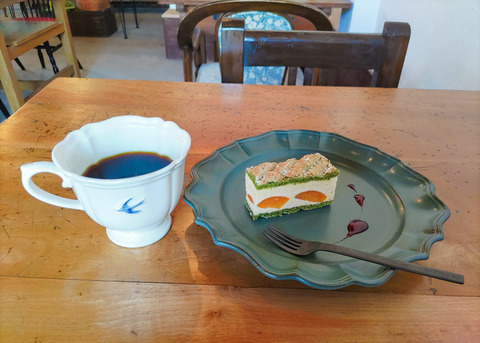 【新店】レトロな雰囲気に包まれながらコーヒーとケーキが楽しめるカフェが釜戸駅前にオープン/cafe otonari
