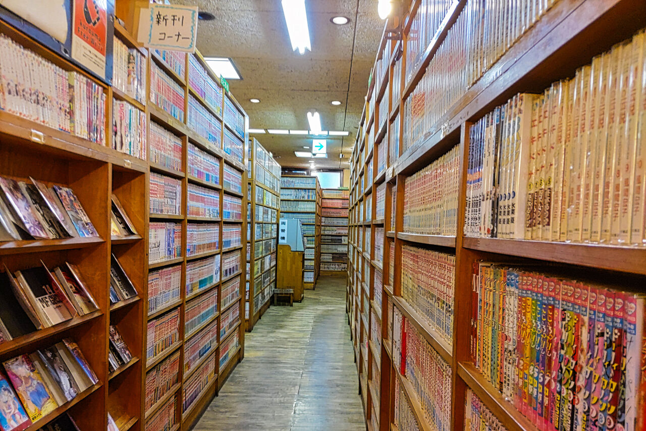 漫画喫茶が賑やかだった懐かしいあの頃を彷彿させる春日井のお店でゆったりモーニング まんが喫茶 黒馬伝説 春日井店 シージャの食べ歩きブログ 東海まち巡りグルメ ツゥレポ