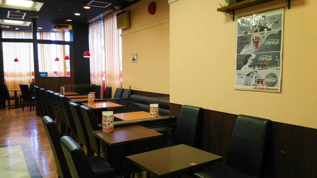 小牧のラピオ内にあるワッフルが評判のセルフスタイルのカフェでモーニング Nico Cafe 小牧店 シージャの食べ歩きブログ