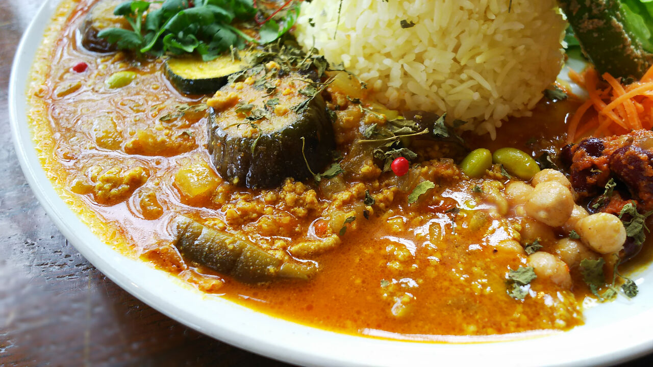 より本格的でスパイシーに 高蔵寺で評判のスパイシーカレー専門店 Electric Beans Cafe 豆電球 Spice Curry Delico シージャの食べ歩きブログ