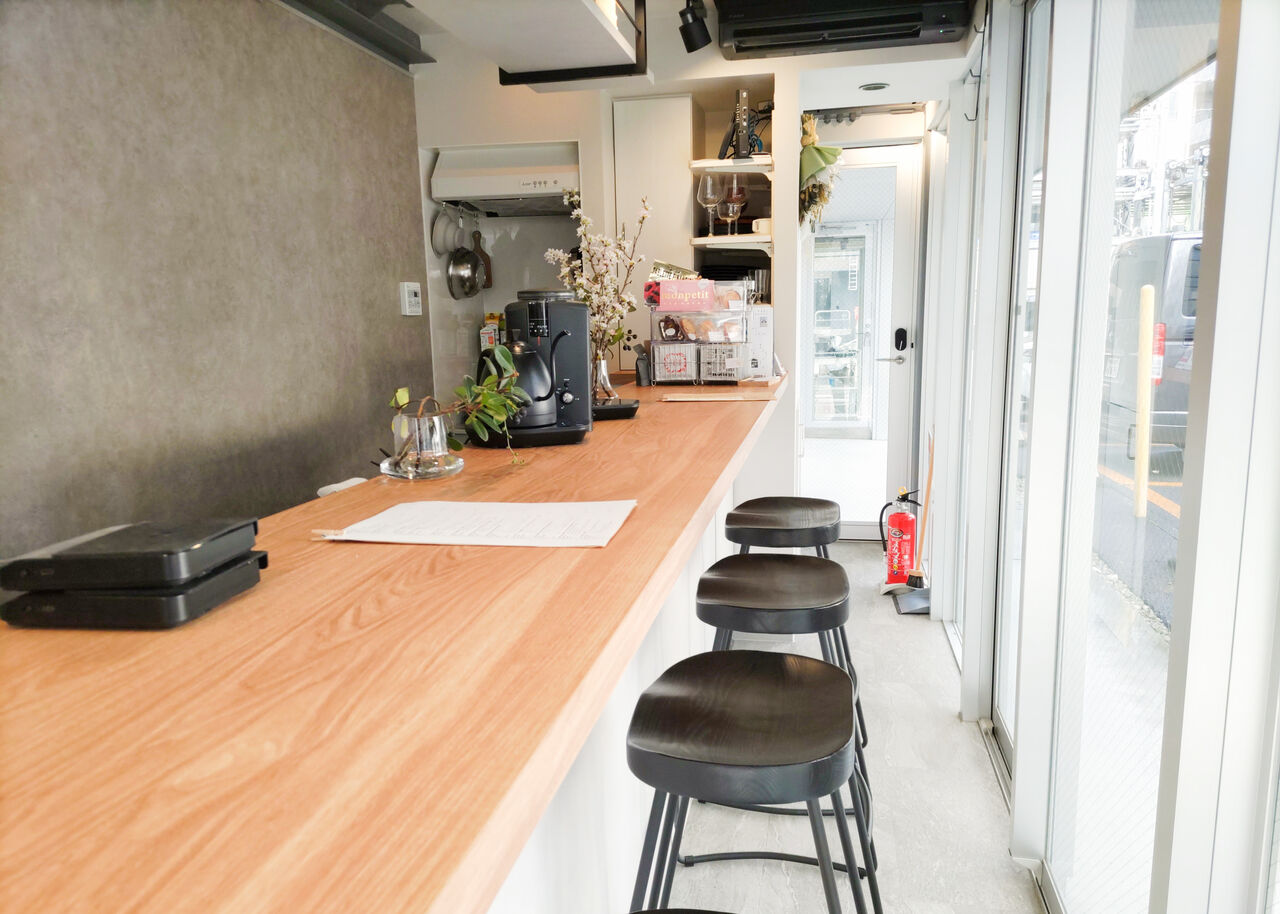 新店】店主セレクトの淹れたて珈琲とスイーツを!一宮本町に 新店】店主セレクトの淹れたて珈琲とスイーツを!一宮本町に