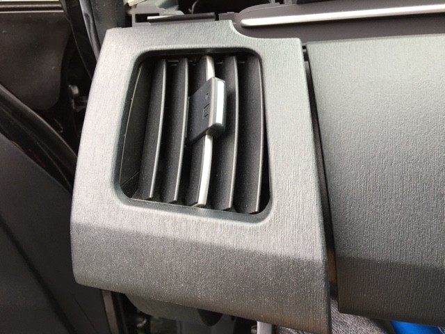 プリウス30phv用のレジスターベゼル交換 ぼちぼち ぐっさんブログ