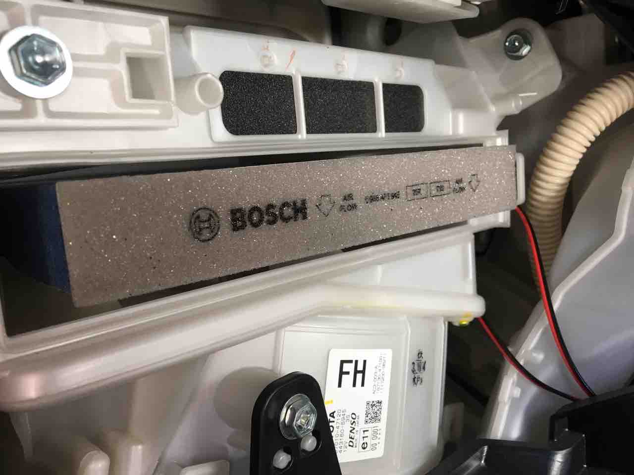 プリウス30 エアコンフィルター交換 ぐっさんの 気まま なブログ