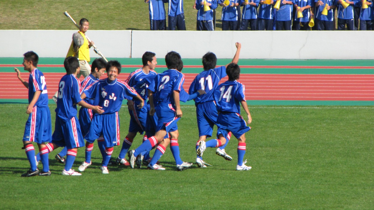 守山 x 滋賀学園 第回全国高等学校サッカー選手権滋賀大会準決勝 翔平 びわこ成蹊スポーツ大学にて 守山 x 滋賀学園 第回全国高等学校サッカー選手権滋賀大会準決勝 翔平 びわこ成蹊スポーツ大学にて