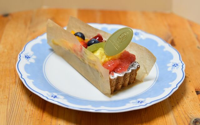 久しぶりのケーキ屋さん パティスリーリッチフィールド Guzziモトラッド 久しぶりのケーキ屋さん パティスリーリッチフィールド Guzziモトラッド