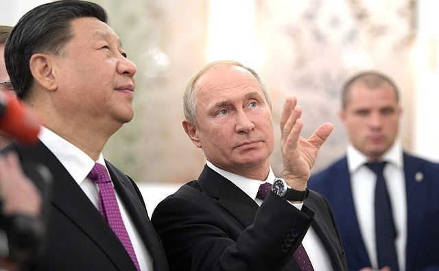 800px-Vladimir_Putin_and_Xi_Jinping