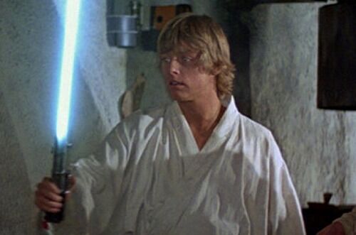 ルーク スカイウォーカー 弟子から暗黒の匂いがするから暗殺するンゴ 失敗したから引きこもるンゴ 逆に