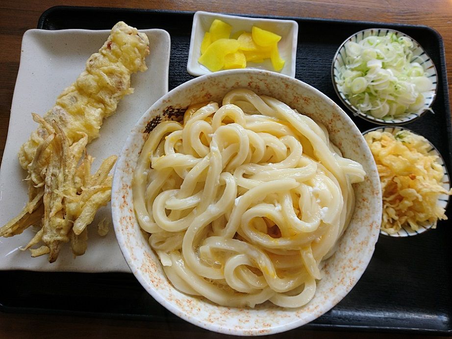 讃岐うどん 萩屋 01 釜玉うどん大盛 朝三暮四羊頭狗肉 第二章 讃岐うどん 萩屋 01 釜玉うどん大盛 朝三暮四羊頭狗肉 第二章