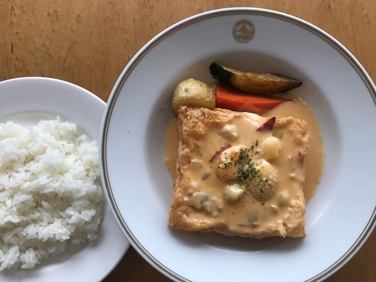 小田原 駅ビルラスカ Fusion Dining F 海の幸シチューパイ 世界の美食コレクション By グルメパンダ