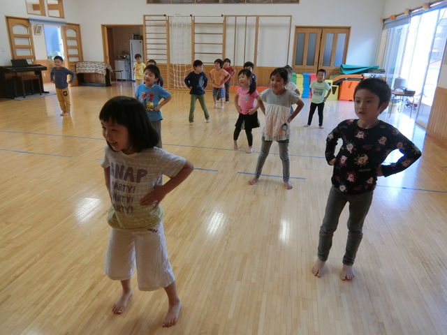 年長さんイキイキタイム 相撲遊び 八雲マリア幼稚園日記