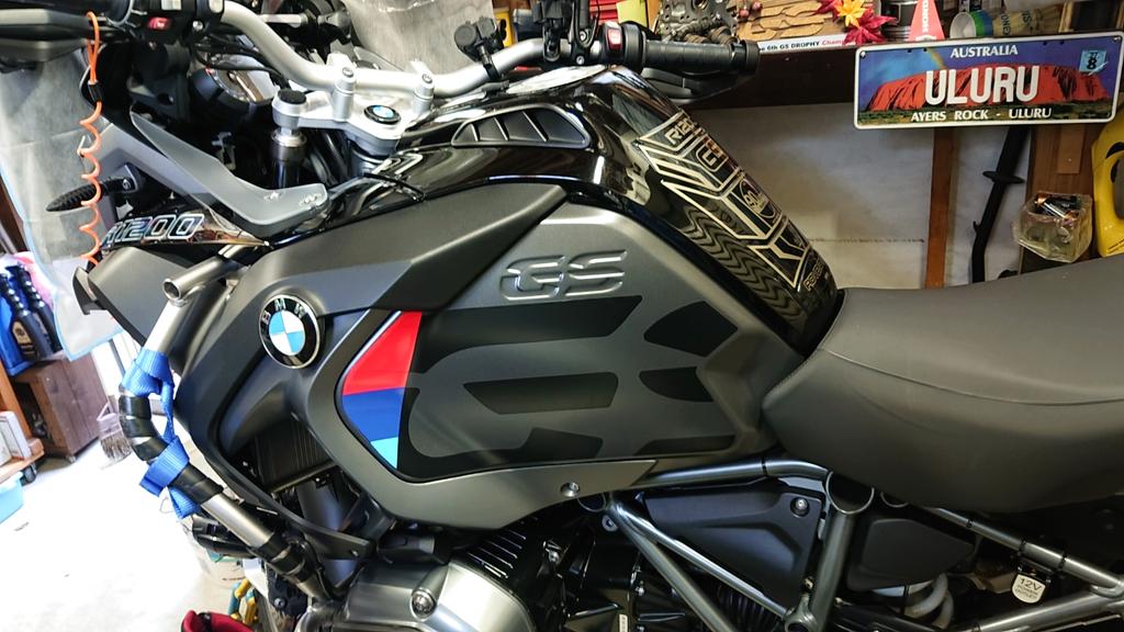 タンクにステッカー Bmw R10gs Advを楽しもう Gs Masakoのビックオフライフ