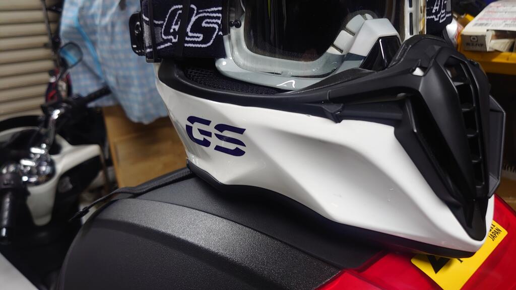 Airohヘルメットにgoproマウントほか Bmw R10gs Advを楽しもう Masakoライダーの記録