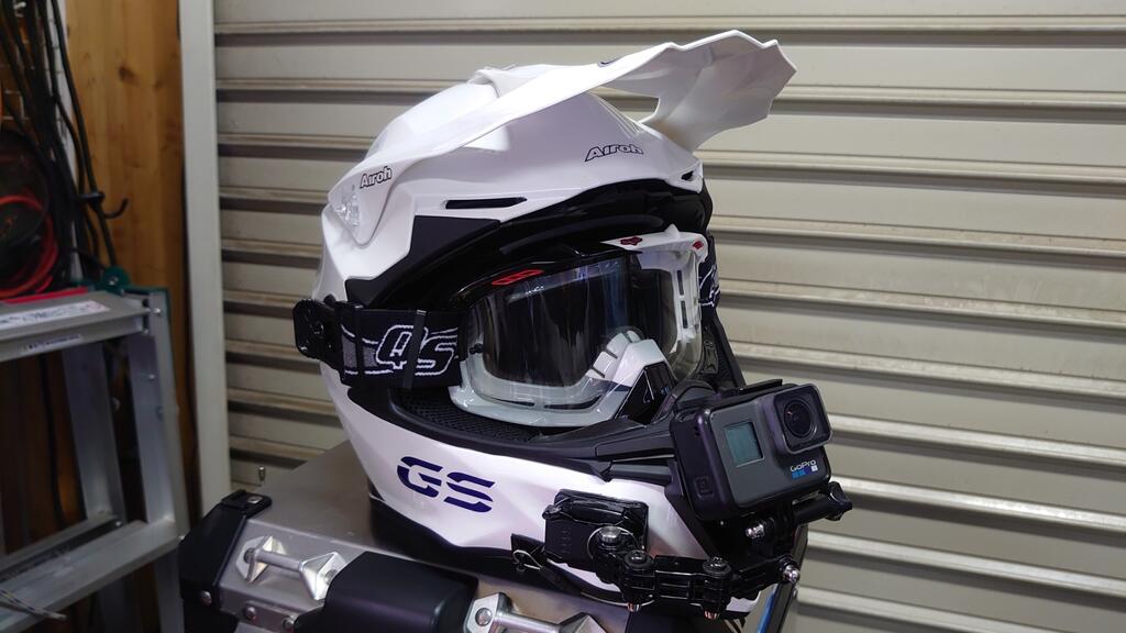 Airohヘルメットにgoproマウントほか Bmw R10gs Advを楽しもう Masakoライダーの記録