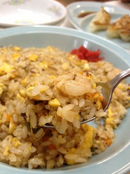エトアール チャーハン 650円