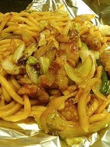 わいわい ホルモンうどん 700円