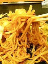 コナクス 香辛カレーソース焼そば 550円