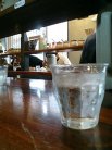 店内は満席です。