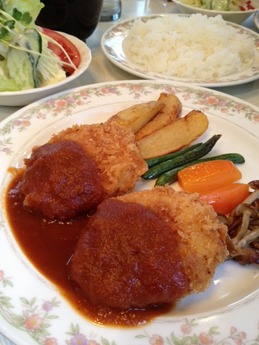グルメ ヤマグチ クリームコロッケ定食 1250円