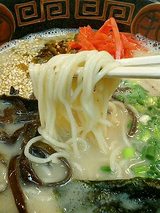 くるめラーメン 豚骨ラーメン(600円)