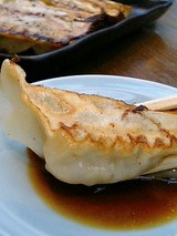 麺処かめや ぎょうざ(250円)