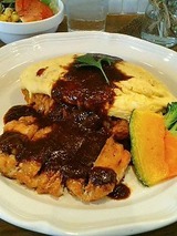 サンサーラ フワトロオムライス 1200円