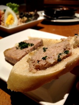 エスペランサ 手作り田舎風のパテ300円