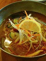 トムヤムクン冷麺
