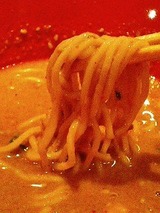 Zund チーズとトマトを入れて